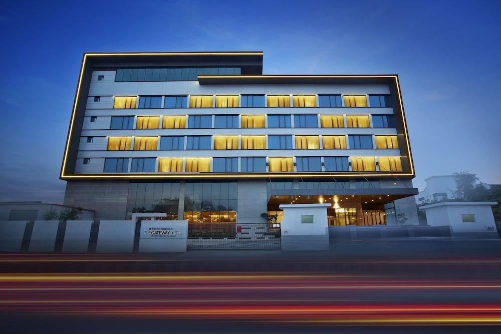 ザ ゲートウェイ ホテル Itエクスプレスウェイ チェンナイ エクステリア 写真 The hotel in 2016